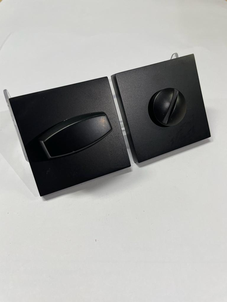 фиксатор (вертушок) INERTA FZ21-196 BL (черный) (квадратный, тонкая розетка) (3/90)