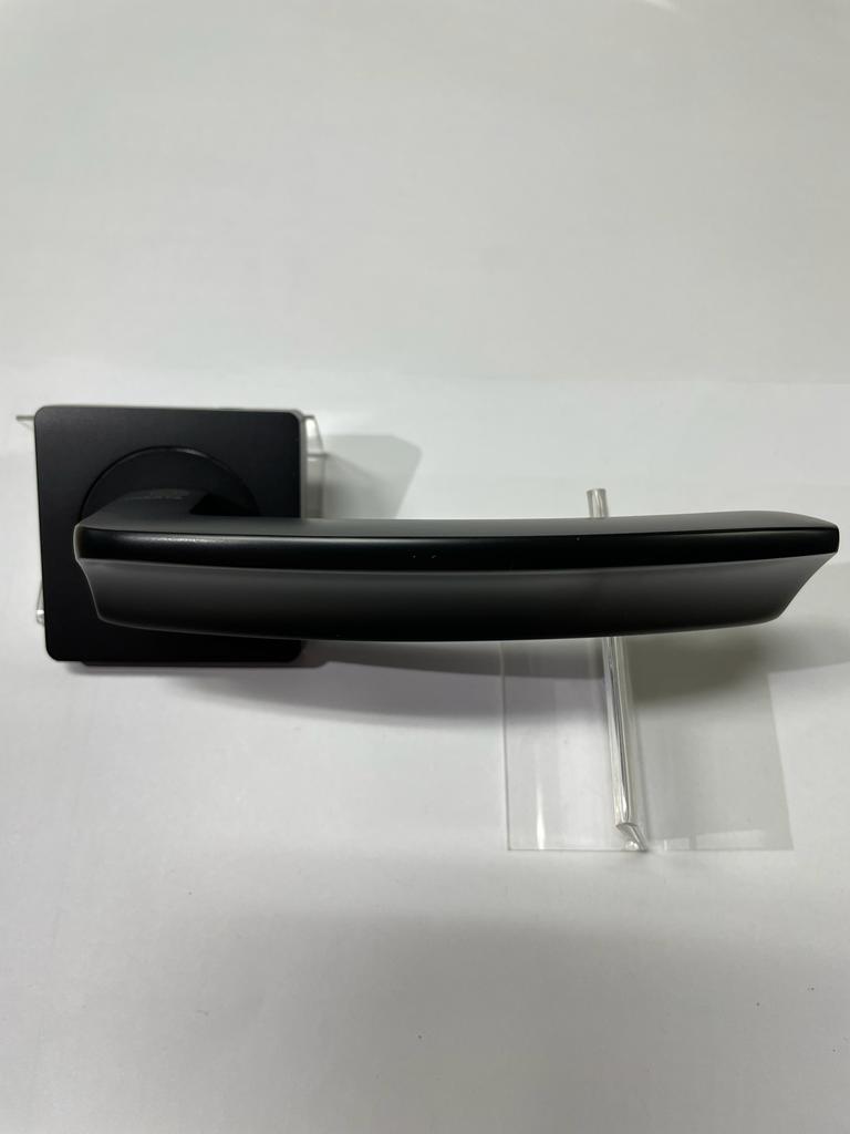 Ручка INERTA FZ14-119 BL (матовый черный) (20)