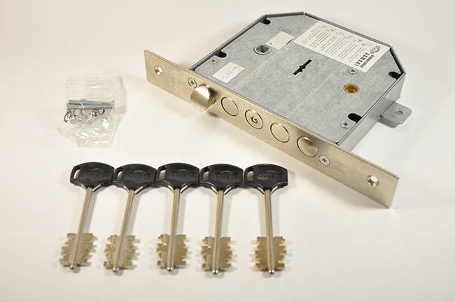 Замок врезной Гранит- 1.06.46 левый (Распродажа)